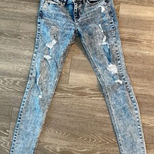 Stylish Blue Distressed Women's Jeans Acid Wash